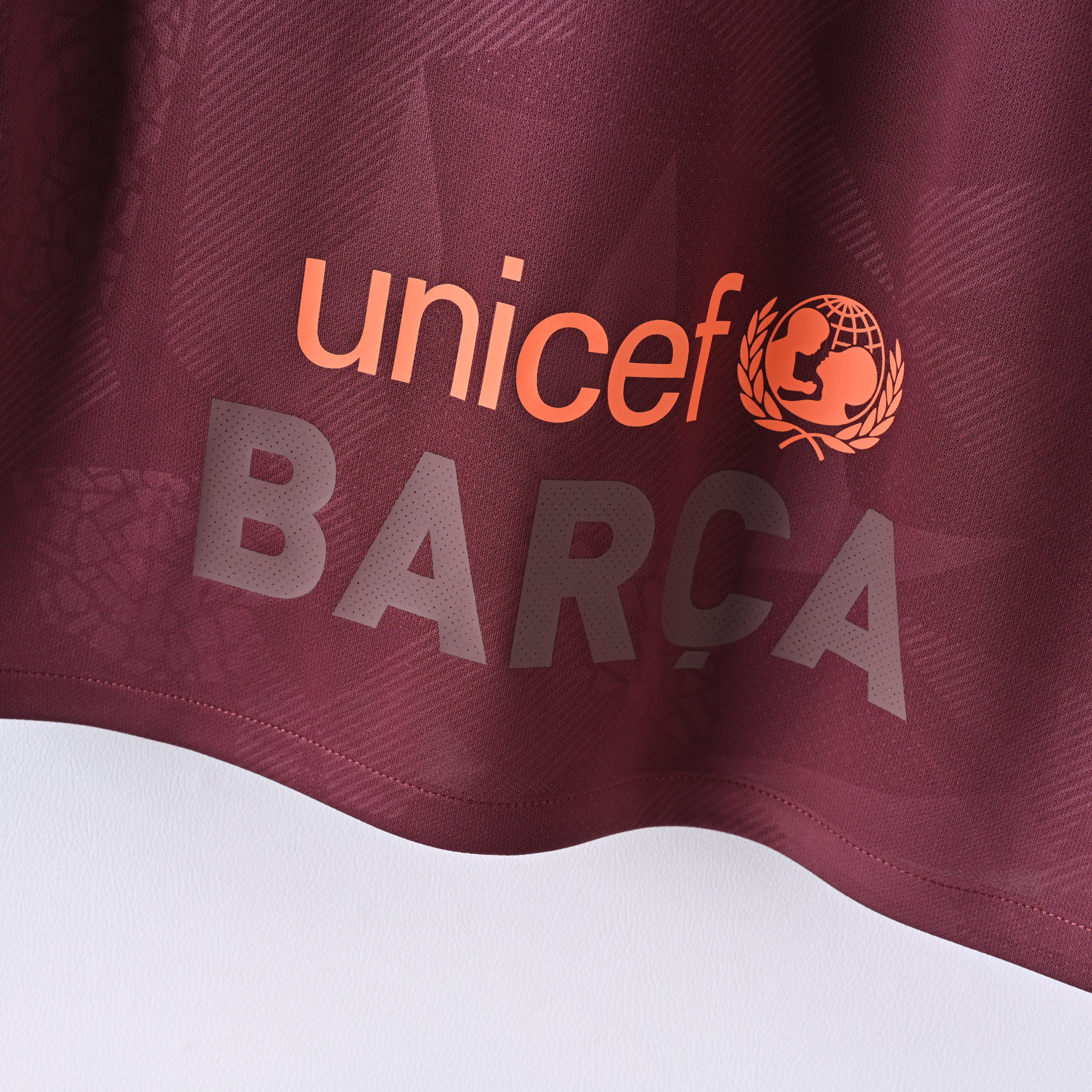 Retro Barcelona 2017/18 Jersey