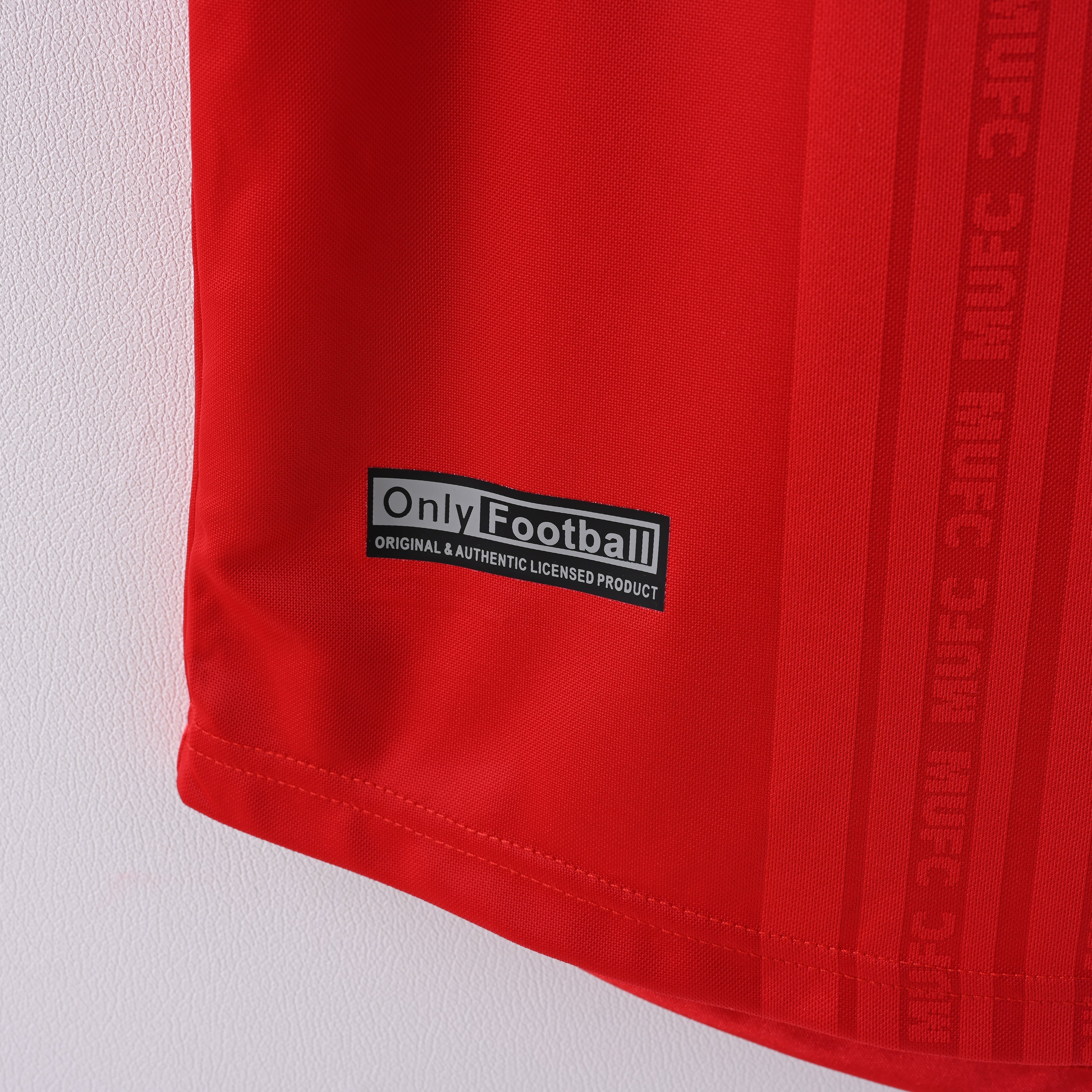 Retro Manchester United 1999/00 Jersey