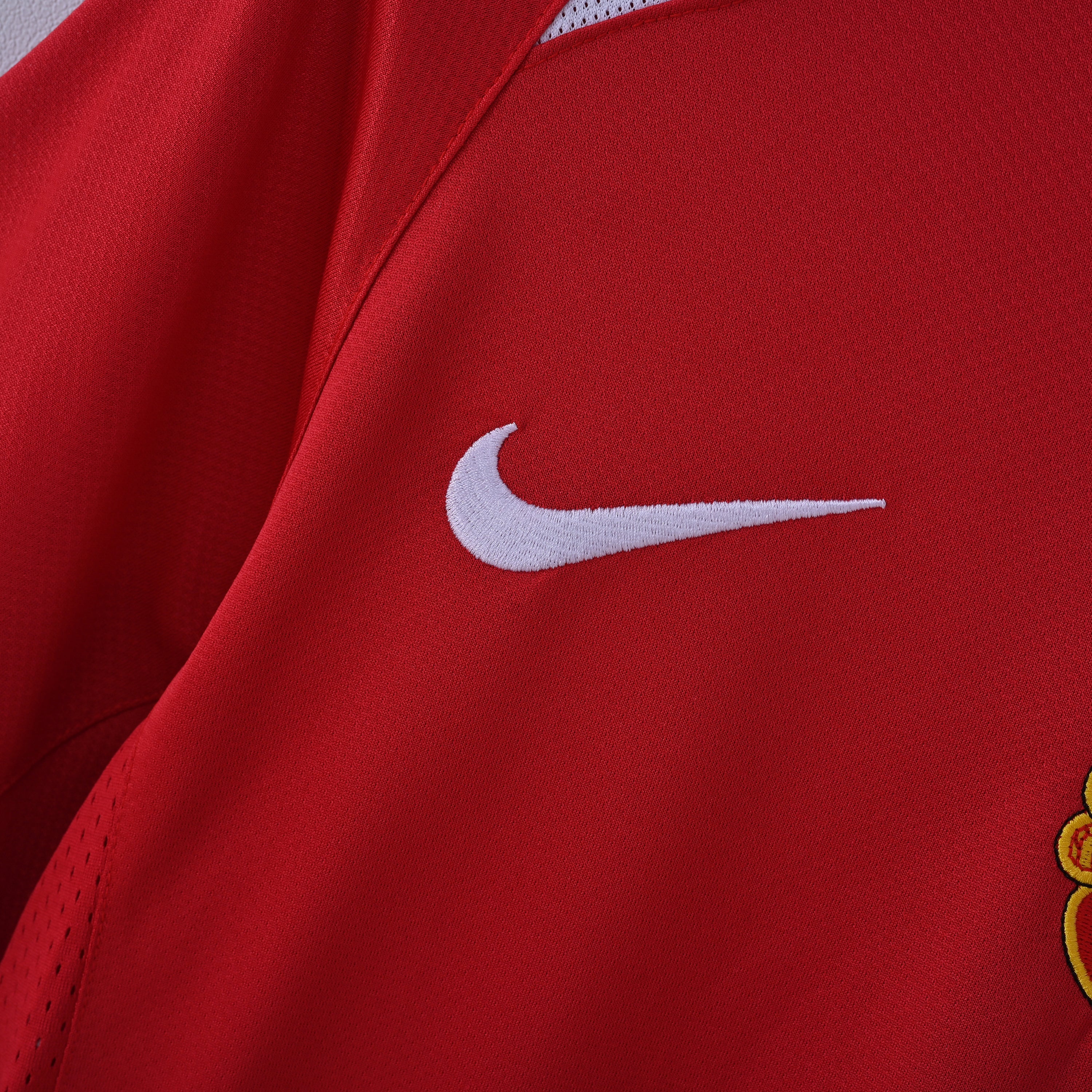 Retro Manchester United 2004/06 Jersey
