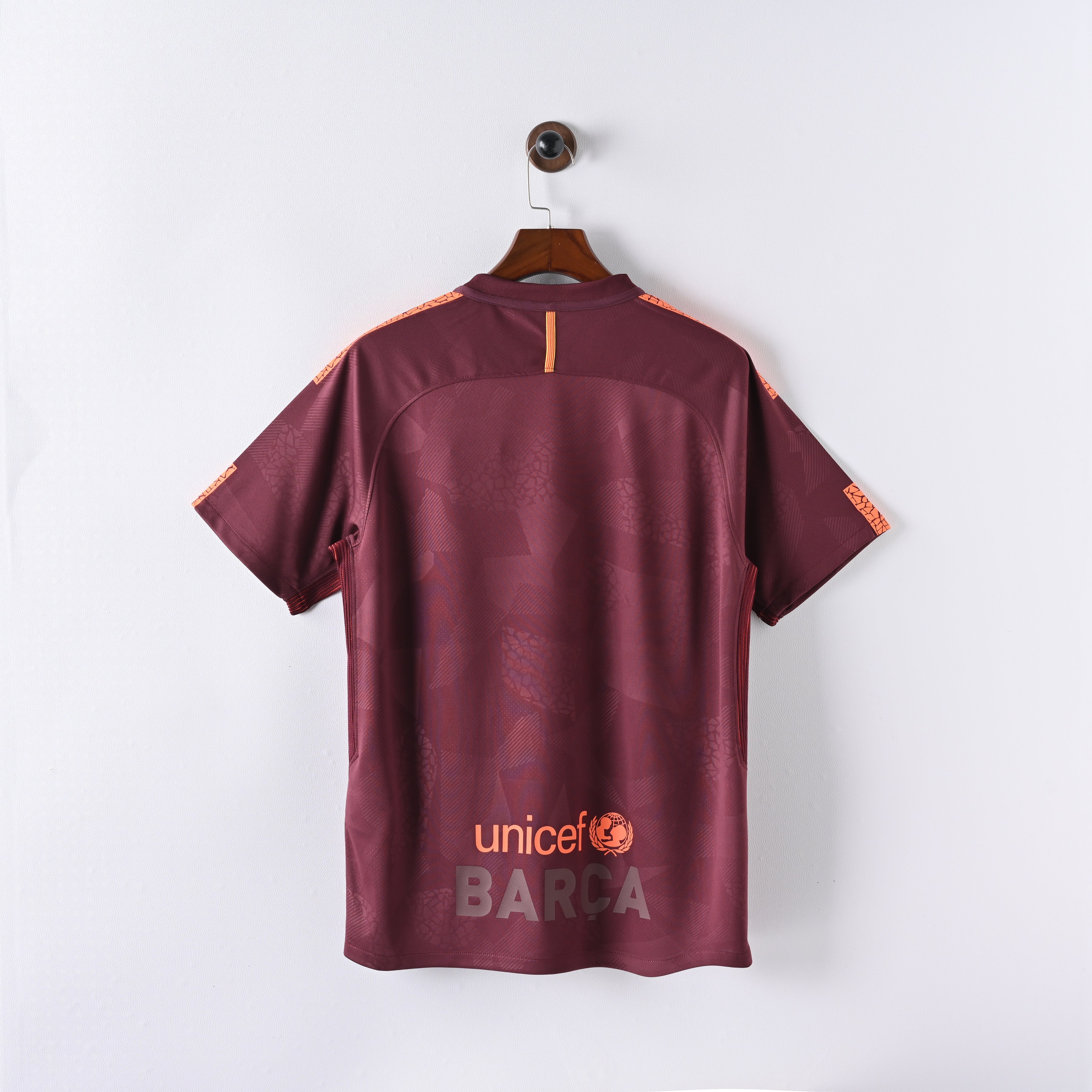 Retro Barcelona 2017/18 Jersey