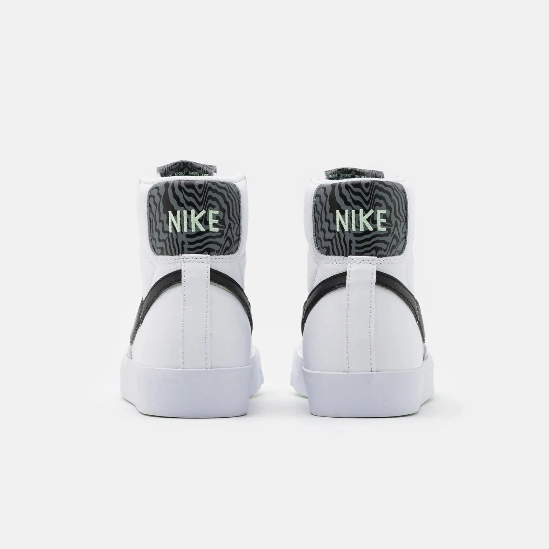 Blazer mid 77 white black green (gs)