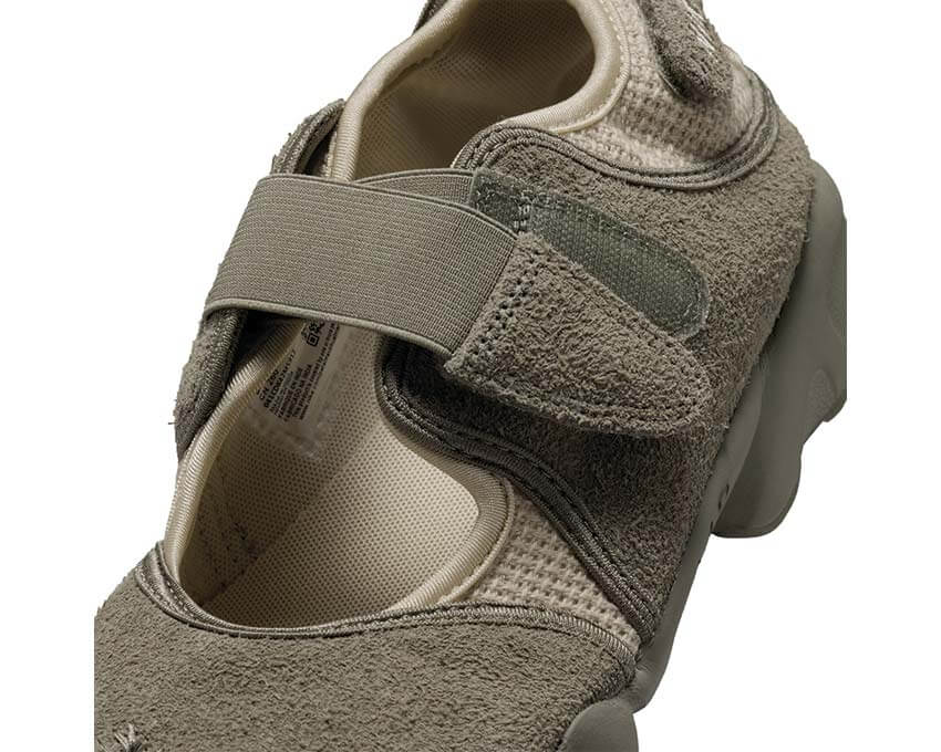 Nike Air Rift W "Light Khaki"