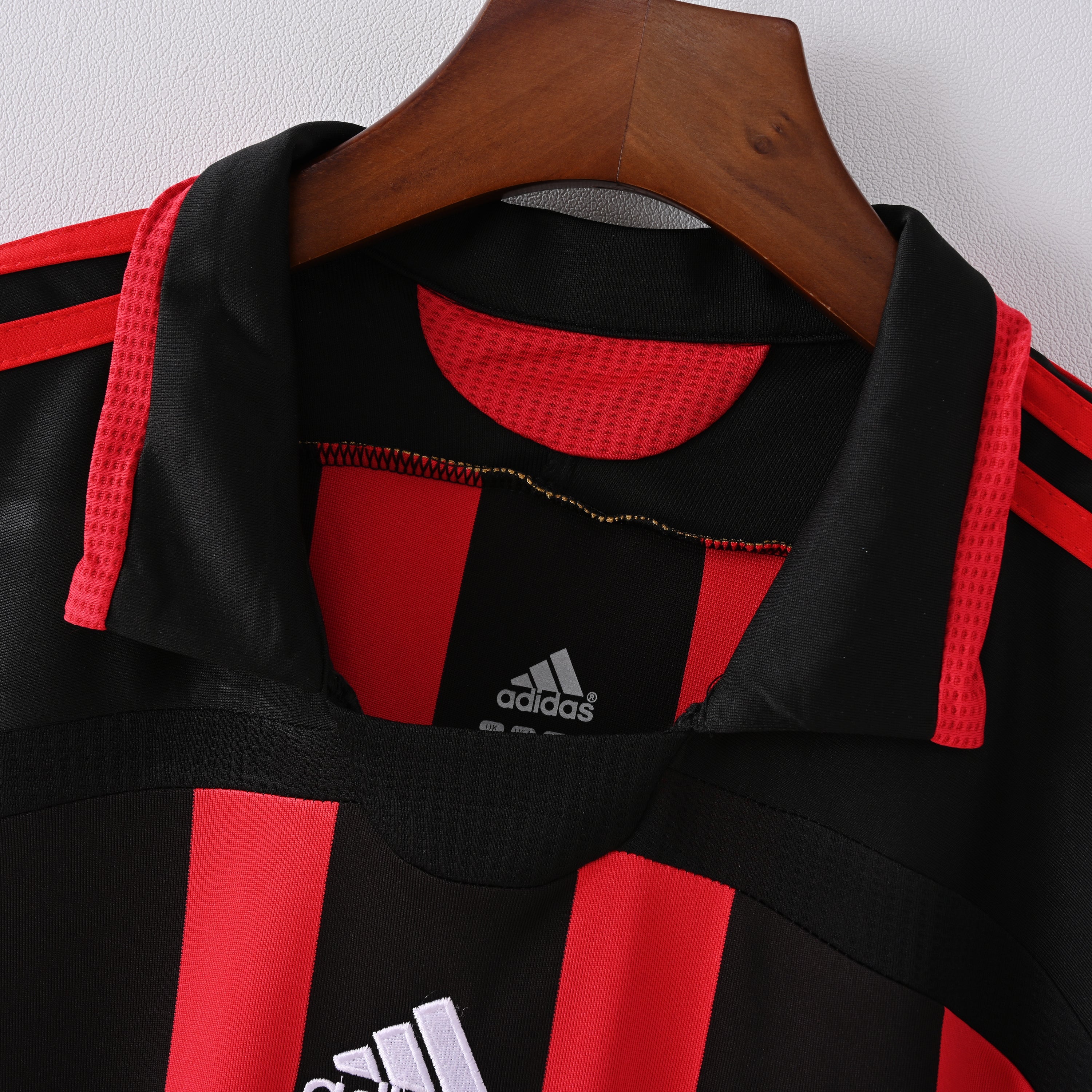 Retro AC Milan 2006/07 Jersey