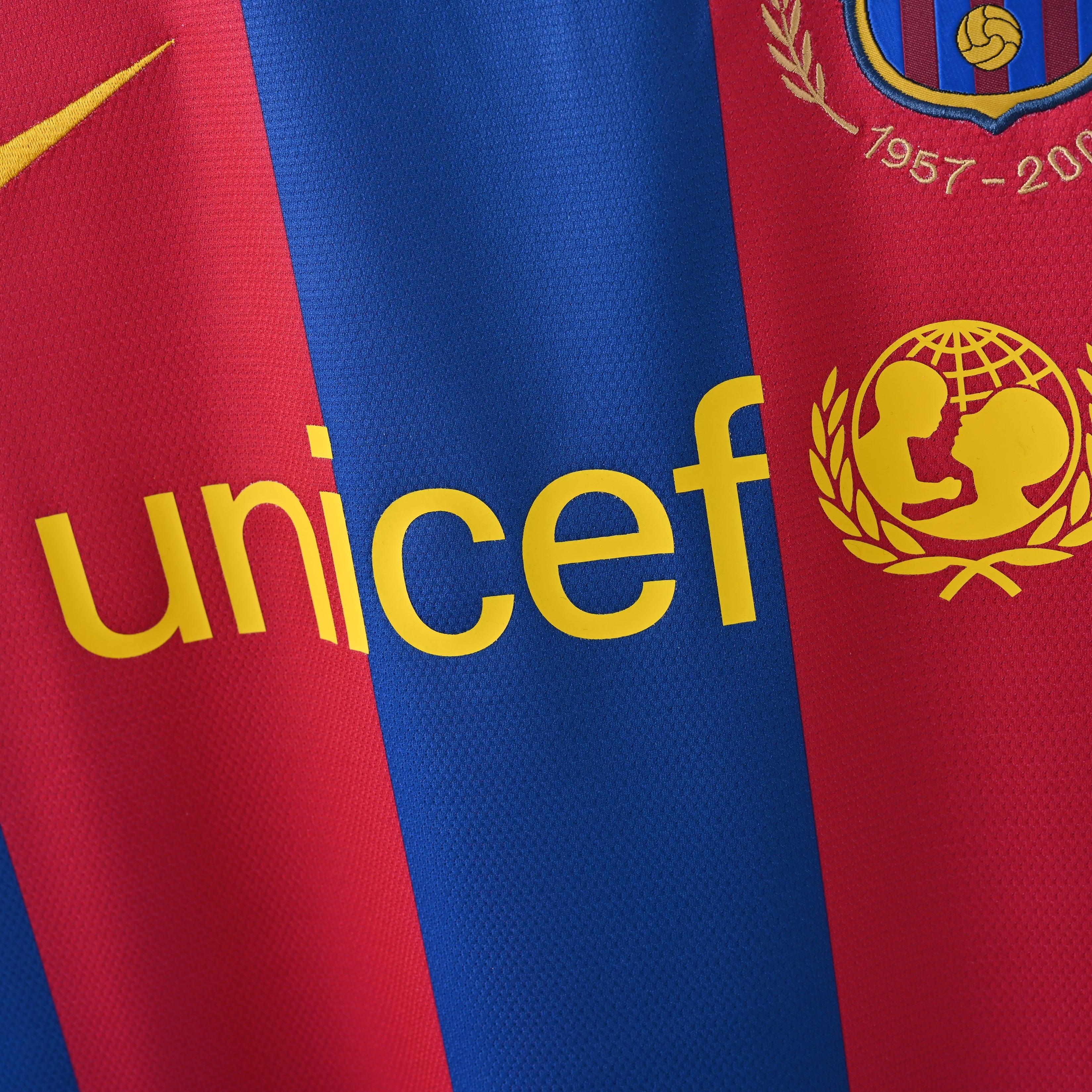 Retro Barcelona 2007/08 Jersey