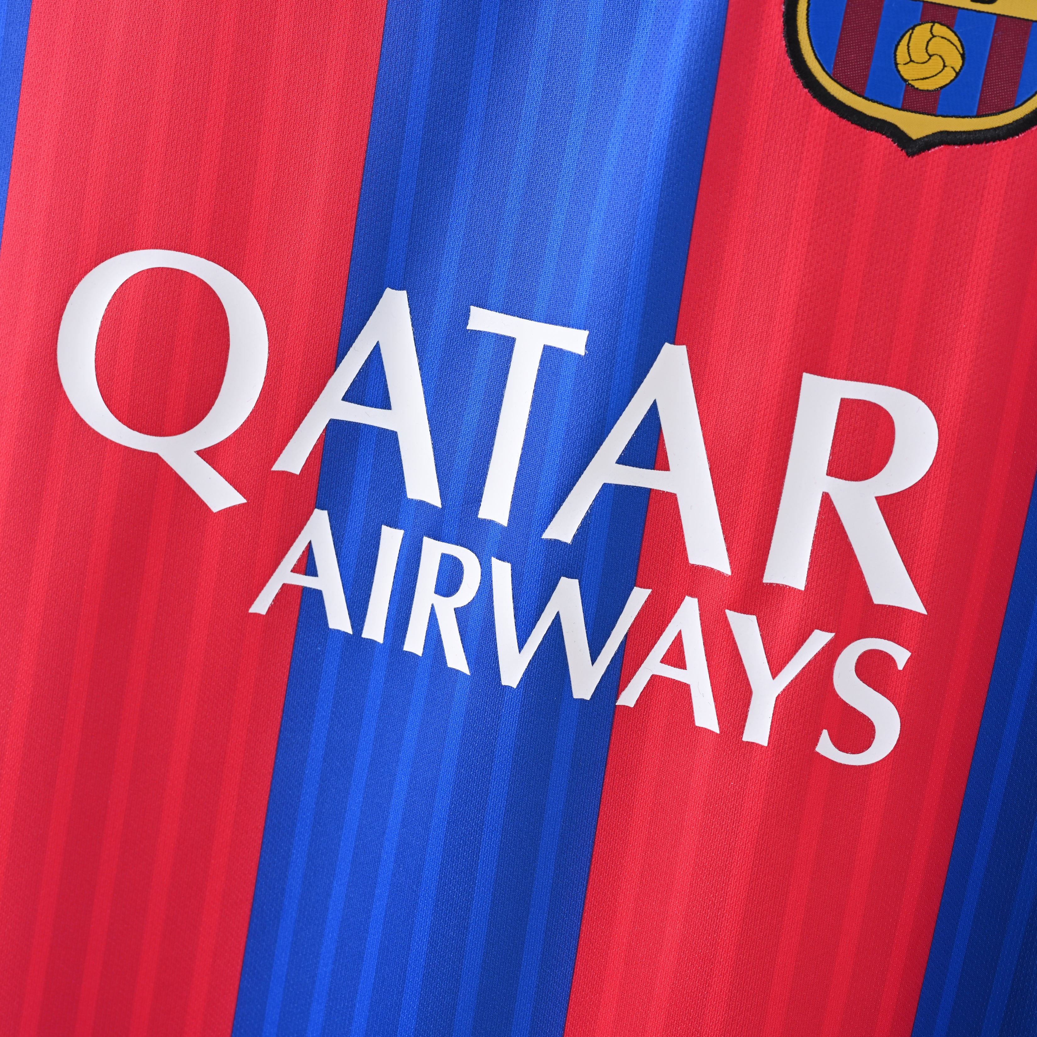 Retro Barcelona 2016/17 Jersey