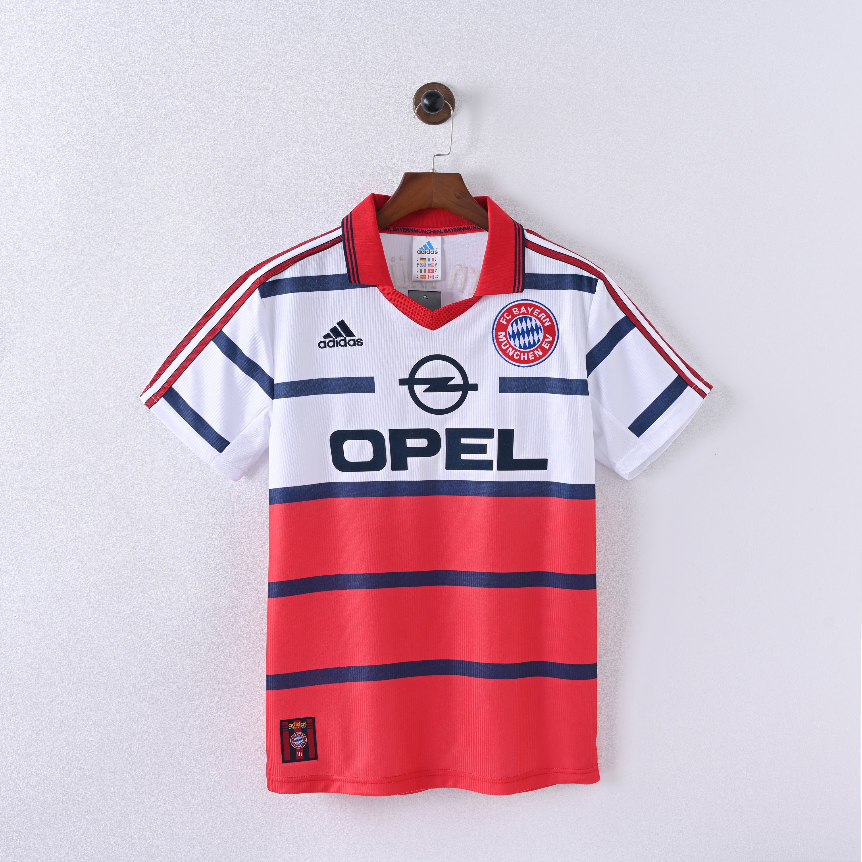 Retro Bayern Munich 1998/00 Jersey
