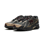 New Balance 1906R Kith- Black