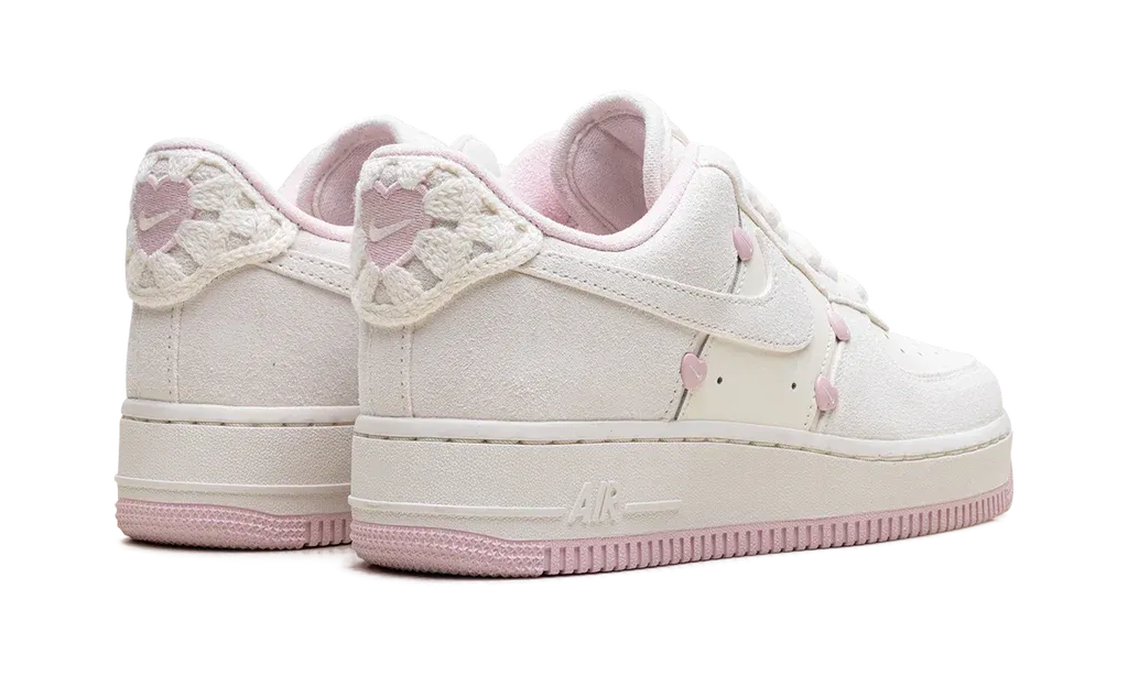 Air Force 1 Low Valentine's Day (2025)