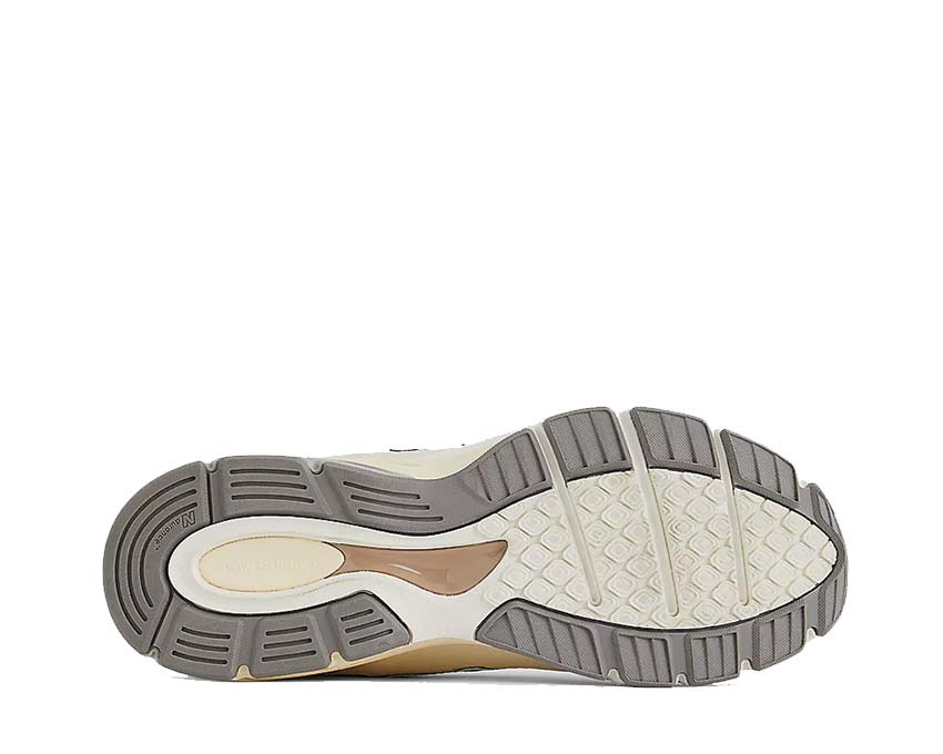 New Balance 990v4 Made in USA "Limestone"