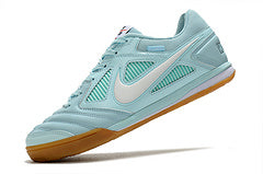 Supreme x Nike SB Gato