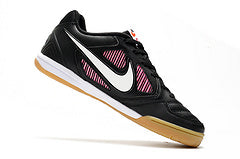 Supreme x Nike SB Gato
