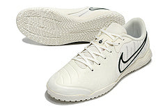 Nike Legend 10