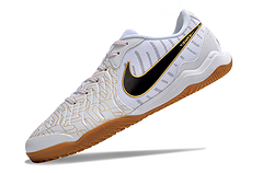 Nike Legend 10