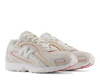New Balance 204L "Sea Salt/Bone"